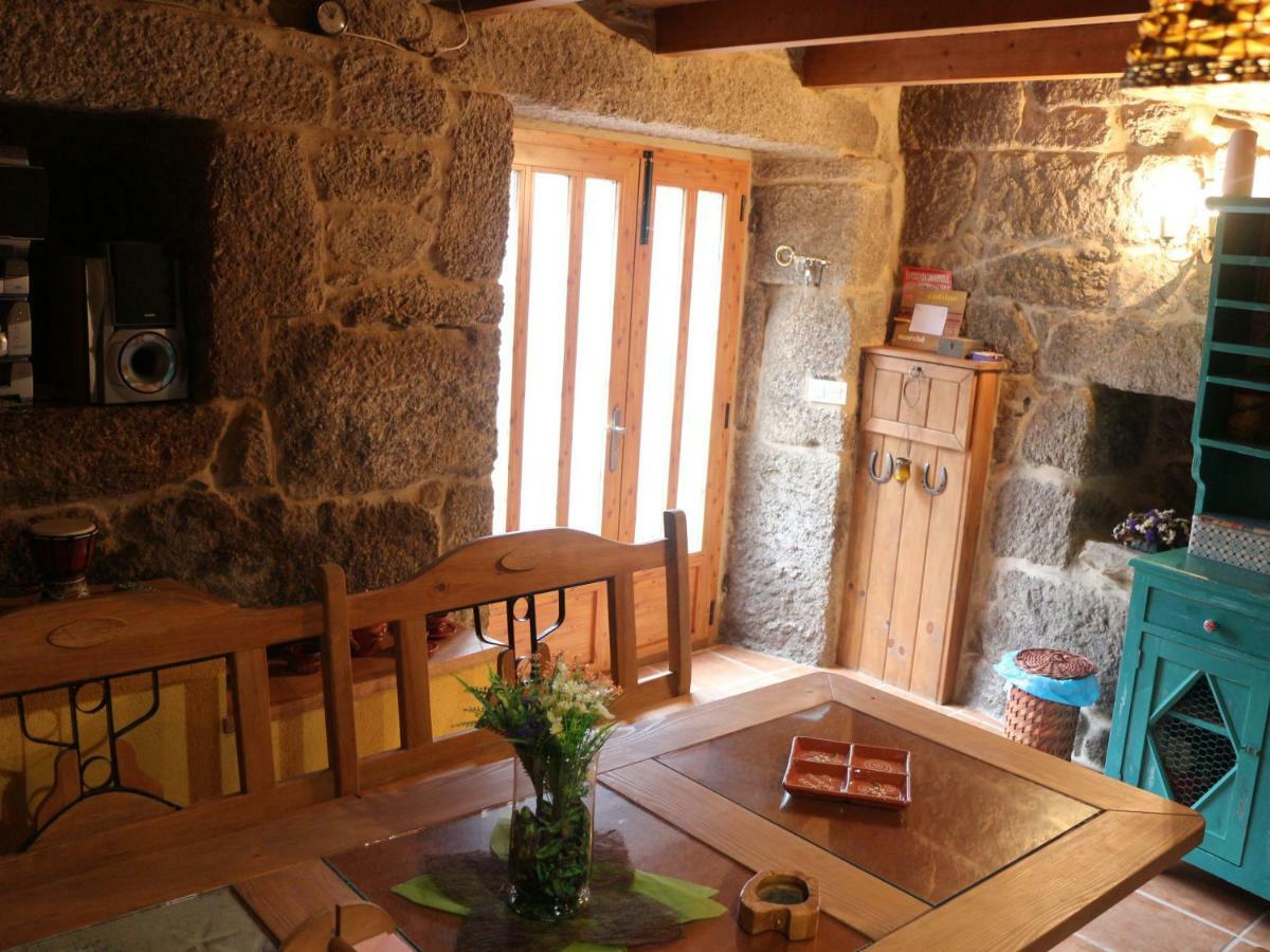 Hostal Bodega rural tipo loft Ourense Exterior foto