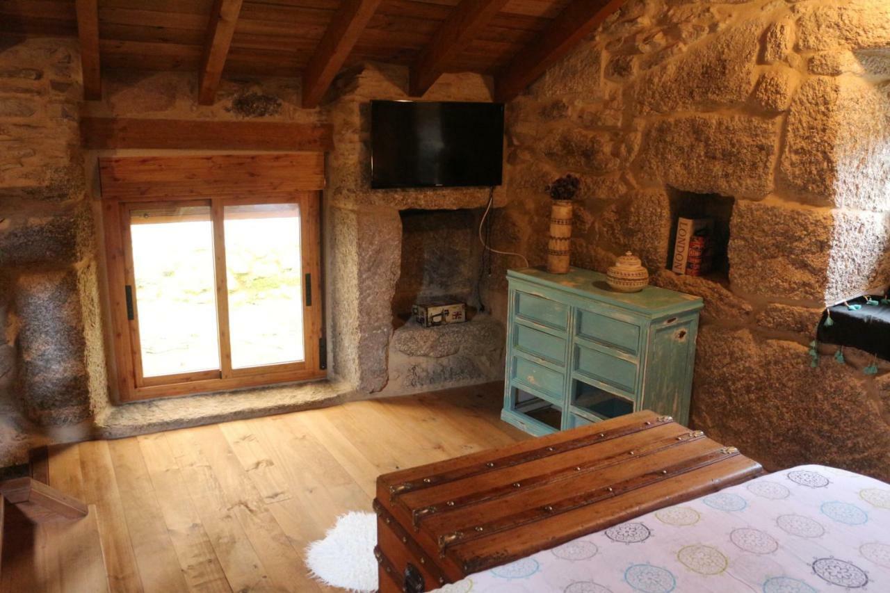 Hostal Bodega rural tipo loft Ourense Exterior foto