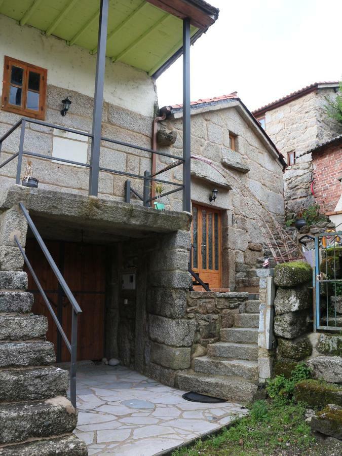 Hostal Bodega rural tipo loft Ourense Exterior foto